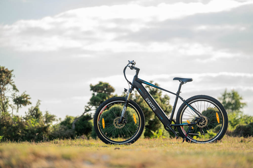 Disc Brake vs. Rim Brake on Bikes: What's the Difference?