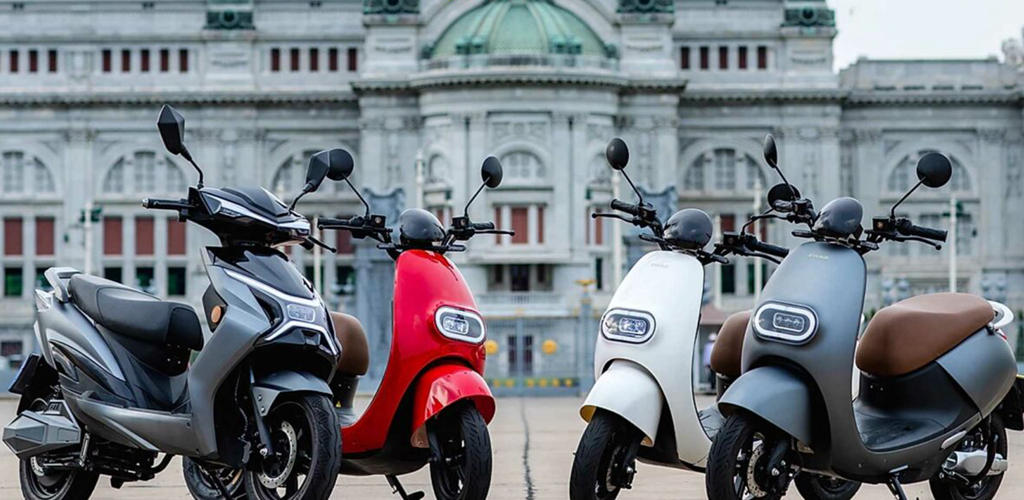 Electric Moped: Eco-Friendly Transportation in Light Style